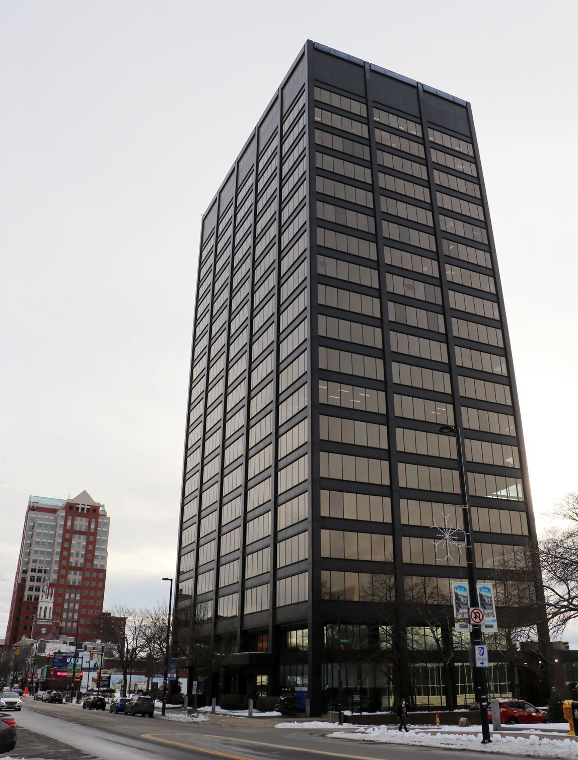 211228-news-bradysullivantower-003
